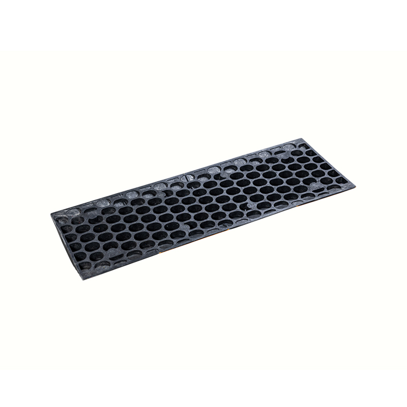 Bump tốc độ cao su được mở rộng và gia cố bằng liên kết đôi