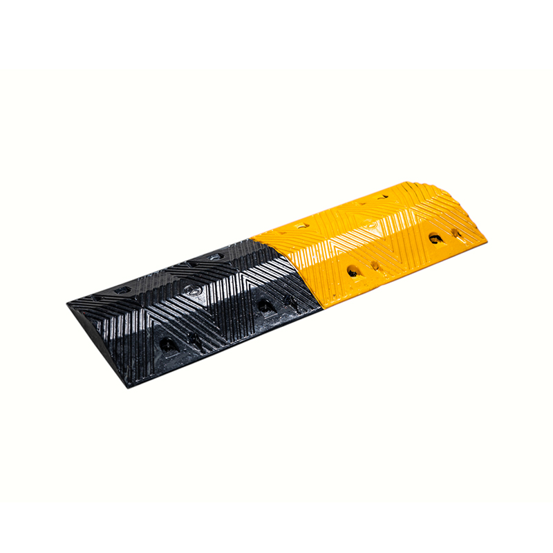 Bump tốc độ cao su được mở rộng và gia cố bằng liên kết đôi