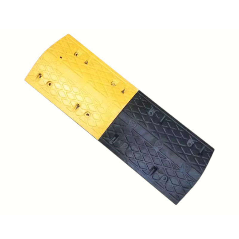 Gờ giảm tốc cao su chống trượt chịu tải cao được gia cố đa kích thước cấp công nghiệp