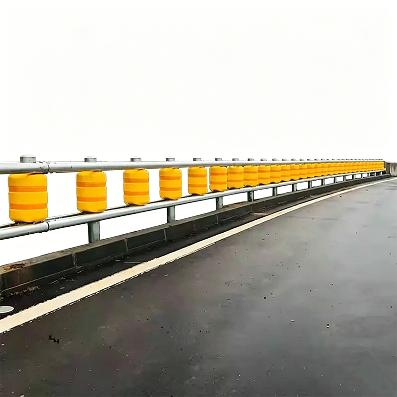 Rào chắn đường lăn hấp thụ năng lượng cho những khúc cua gấp